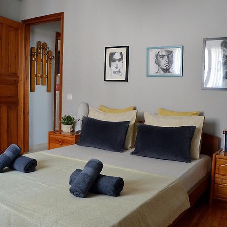 Family And Relaxing House In A Village Rodotopi Esterno foto