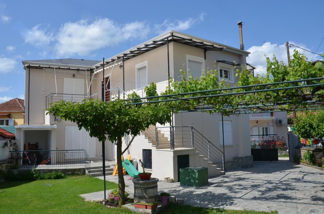 Family And Relaxing House In A Village Rodotopi Esterno foto